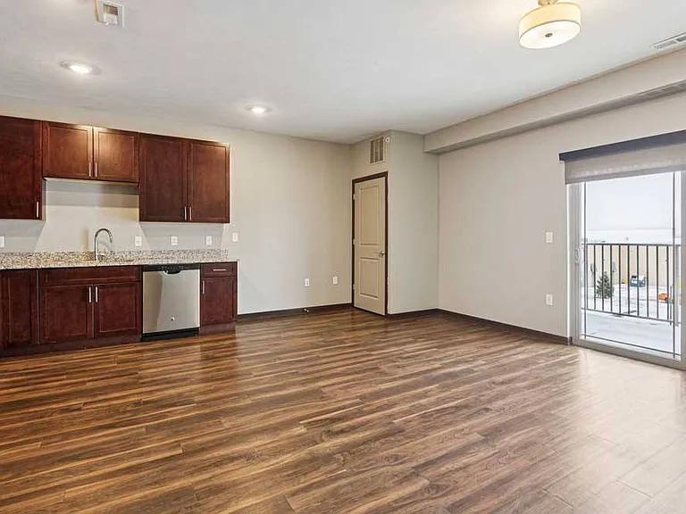 360 at Jordan West — Photo 161