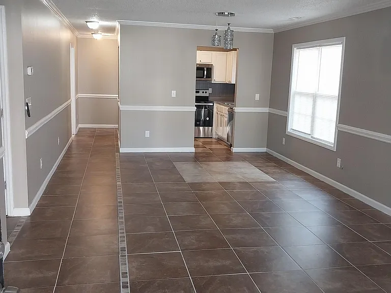 1716 Pebble Ridge Dr — Photo 6