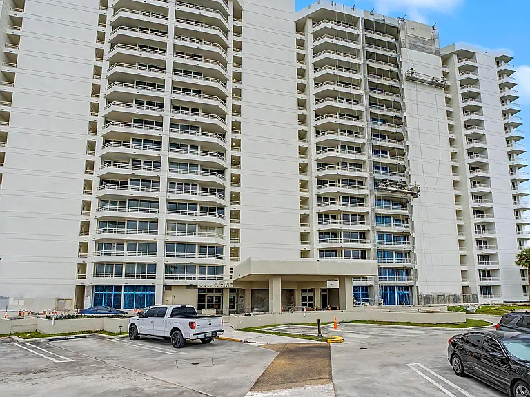 4201 N Ocean Blvd #203 — Photo 4