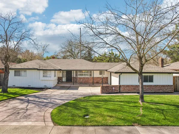 6200 S Land Park Dr, Sacramento, CA 95831