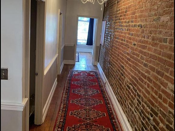 4th image of 1203 King St #B