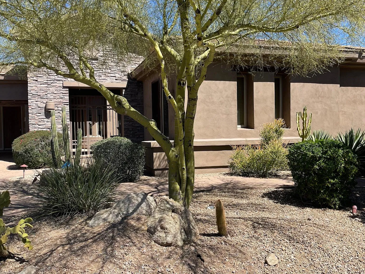 14650 E Larkspur Dr — Photo 1