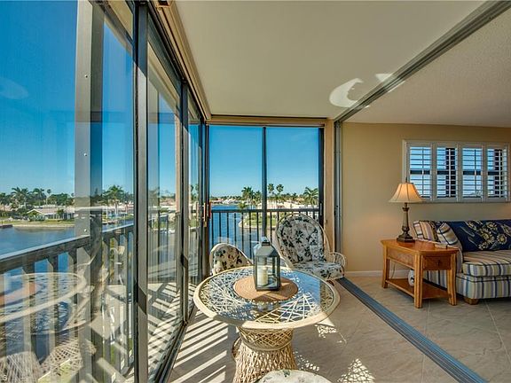 3rd image of 4260 SE 20th Pl APT 408