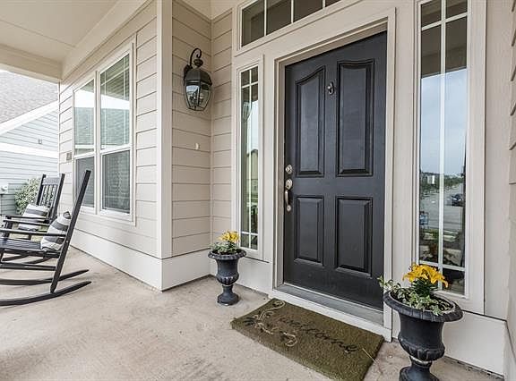 2nd image of 5060 Cassidy Ln
