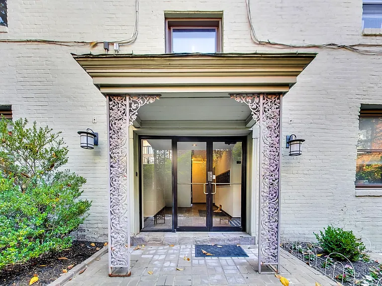 116 N Carolina Ave SE #302 — Photo 8