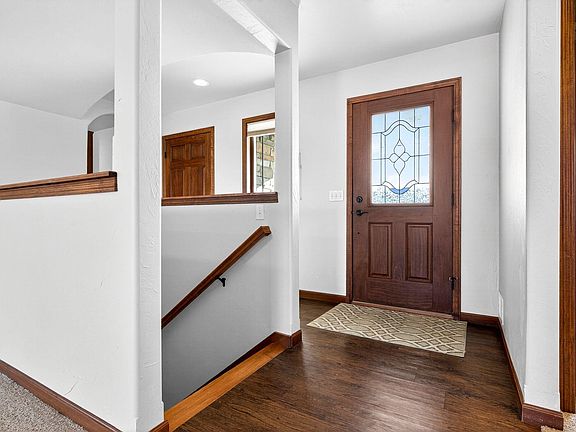 4th image of 1519 Remington Rd