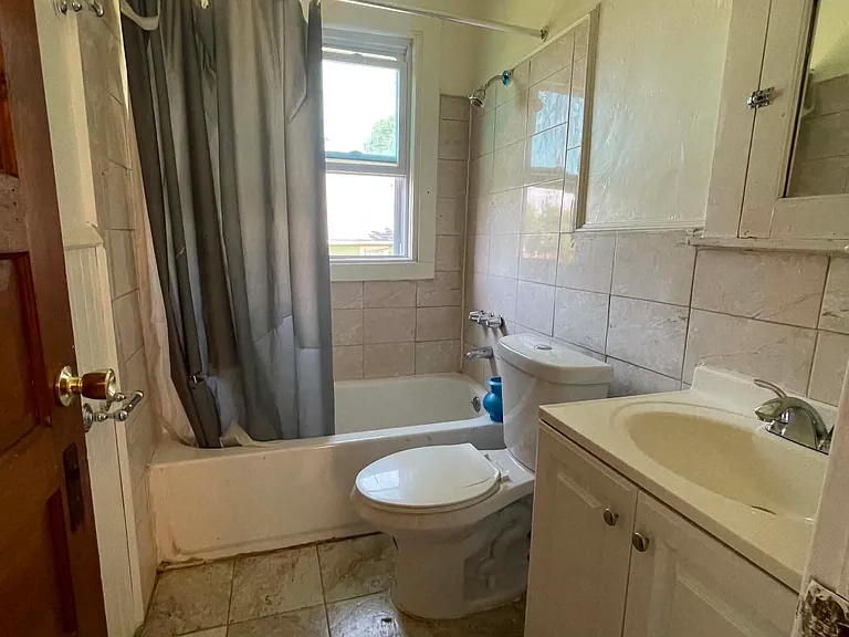 128 Davey St #2 — Photo 10