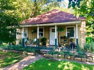 1589 W Deane St, Fayetteville, AR 72703