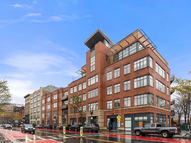 1200 Washington St #121 — Photo 26