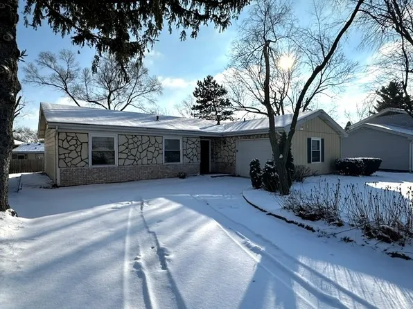 116 Delaware Dr, Bolingbrook, IL 60440