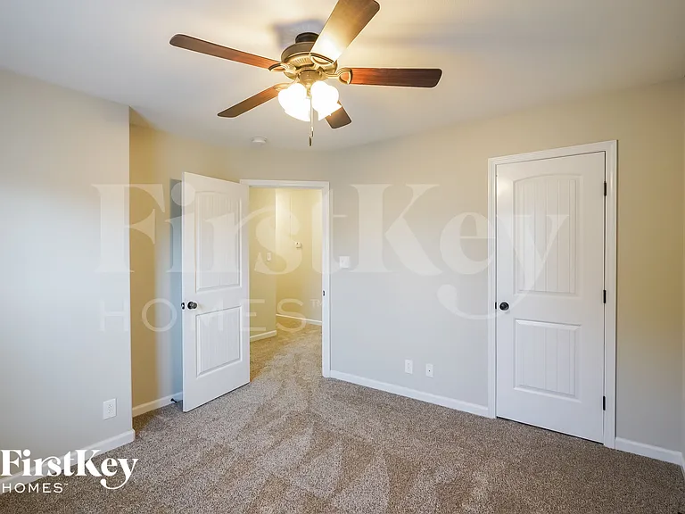 1305 Marcy Ct — Photo 12