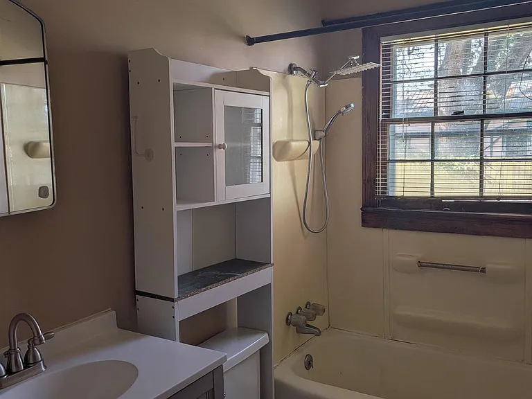 313 Burgin Ave — Photo 22