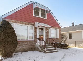 1935 Oakton St, Park Ridge, IL 60068