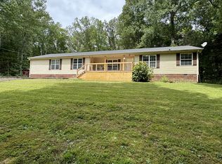 9056 Taylor Cemetery Rd, Lyles, TN 37098