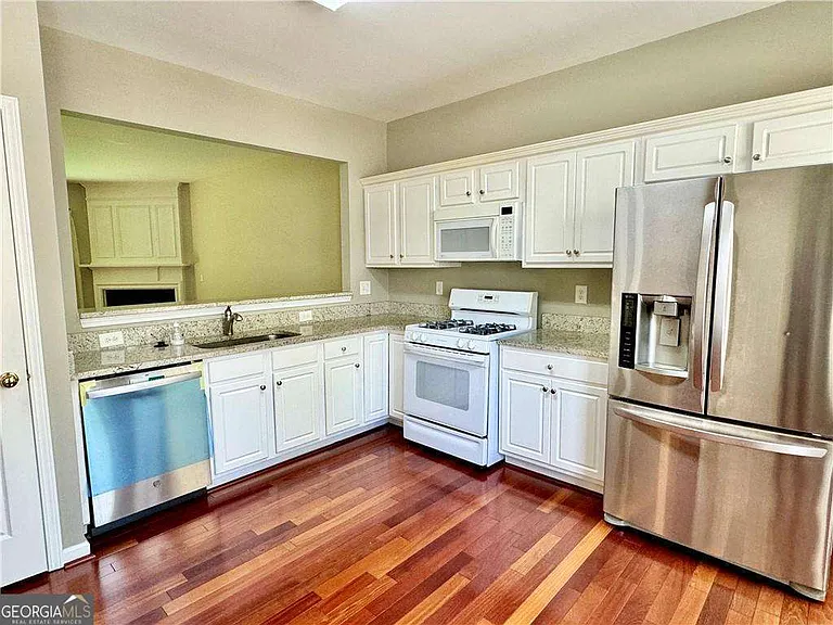 3389 Lathenview Ct — Photo 6