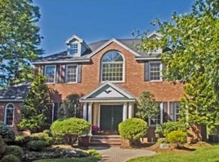 4 Coppermine Rd, Topsfield, MA 01983