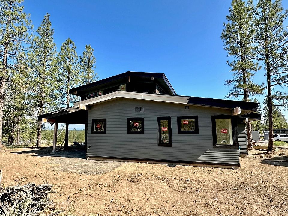 2nd image of 62565 NW Mount Hood Dr