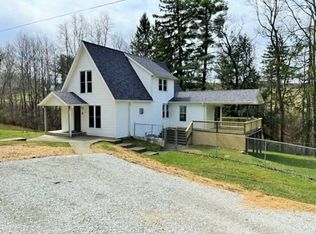 620 Bunker Hill Rd, Lake Lynn, PA 15451