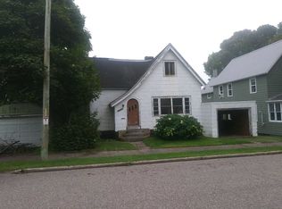 428 Pewabic St, Laurium, MI 49913