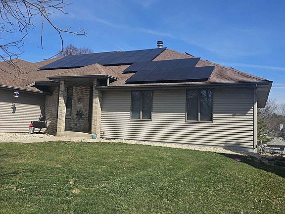 2nd image of 720 Waveland Road