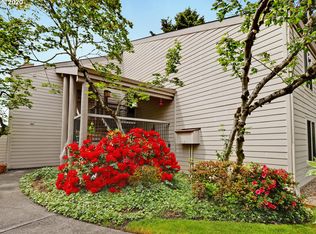 10297 SW Trapper Ter #1C, Beaverton, OR 97008