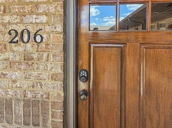820 12th Ave E Unit 206