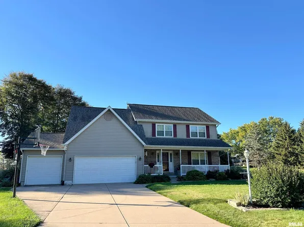 306 Park Lane Cir, Park View, IA 52748