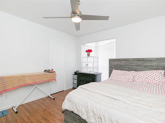 4th image of 8636 Mallard Reserve Dr Unit 201