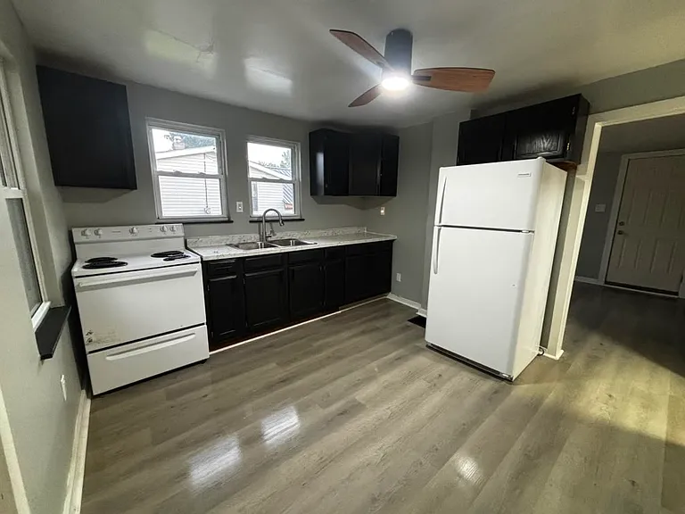 264 N Wall St — Photo 7