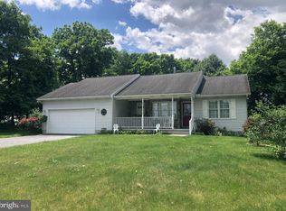 1164 Paper Mill Rd, Chambersburg, PA 17202