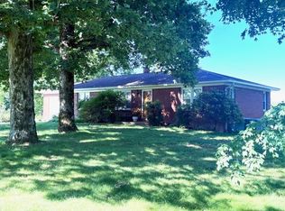 815 Gamaliel Rd, Red Boiling Springs, TN 37150
