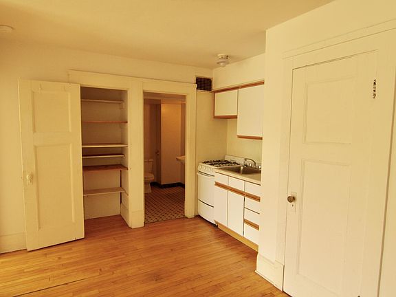 5th image of 676 State St #405