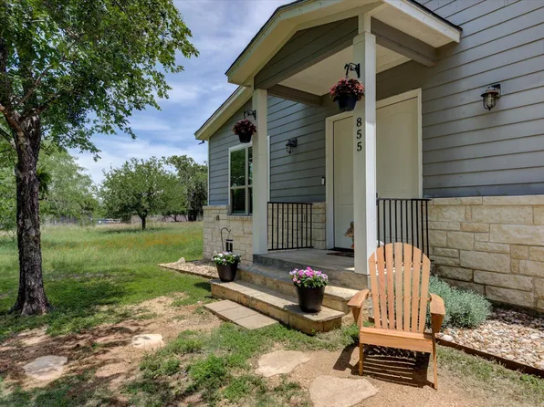 855 Aspen Ln, Cottonwood Shores, TX 78657