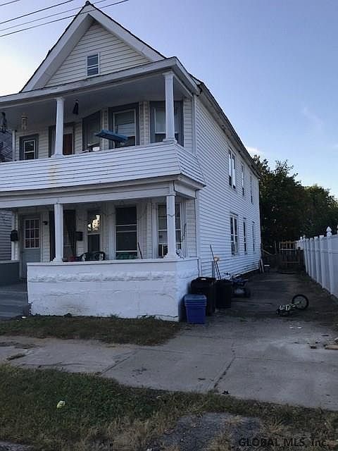 2nd image of 1325 9th Ave