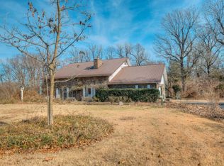 15775 Raccoon Rd, Granby, MO 64844