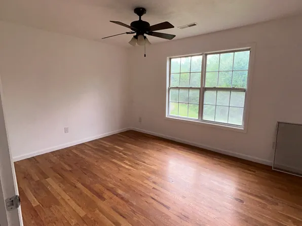 (undisclosed Address), Morehead, KY 40351