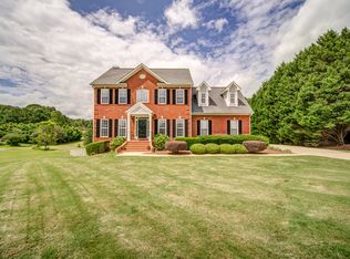 186 Castlewood Rd, Tyrone, GA 30290