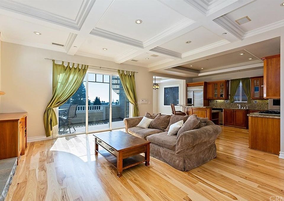 1st image of 505 N Helberta Ave