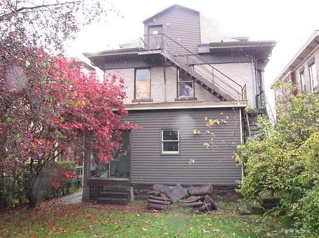 2nd image of 434 Orchard Ave