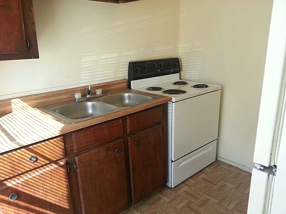 3rd image of 5513 Live Oak St #A