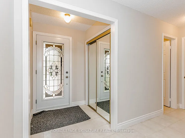 101 Hullrick Dr — Photo 2