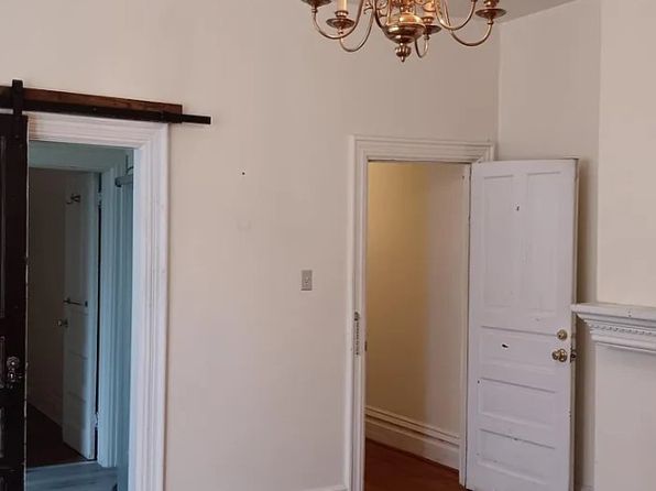 807 N 2nd St APT 2