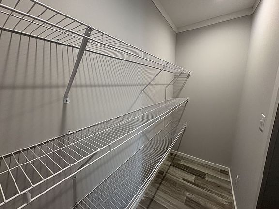 5th image of 3715 Edam St #712