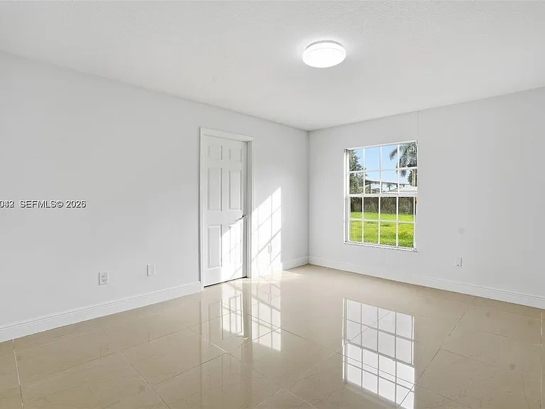 21080 SW 242nd St — Photo 17