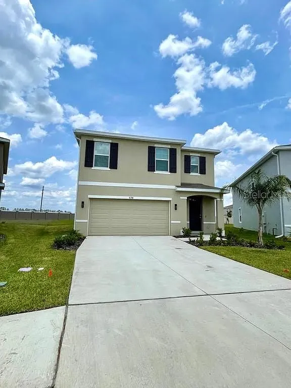 5 bed, 3.0 bath, 2447 sqft, $2,900 — Photo 1