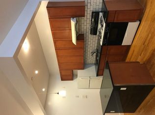 182 N 10th St APT 3F, Brooklyn, NY 11211