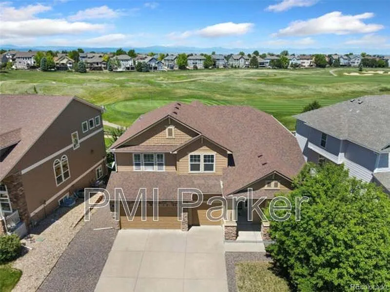 5 bed, 4.0 bath, 4443 sqft, $4,200 — Photo 3