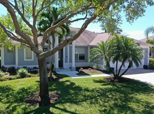 2205 3rd Ln SW, Vero Beach, FL 32962