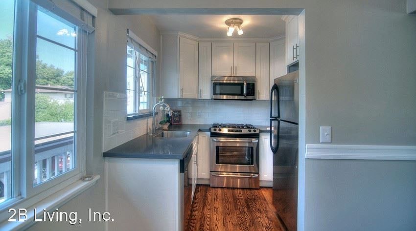 1st image of 119 Hawthorne Ave
