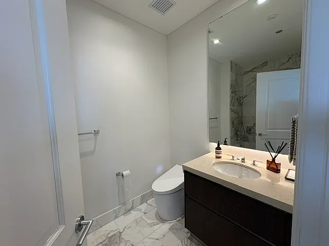 363 E Wacker Dr #6901 — Photo 8